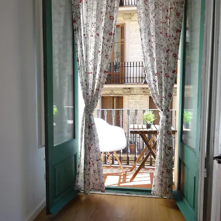 アパート ジャスト ライク ホーム *