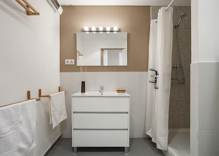 Just Like Apartment *